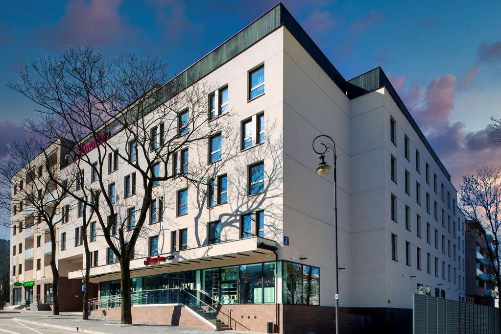 Отель Hampton By Hilton Белосток Экстерьер фото