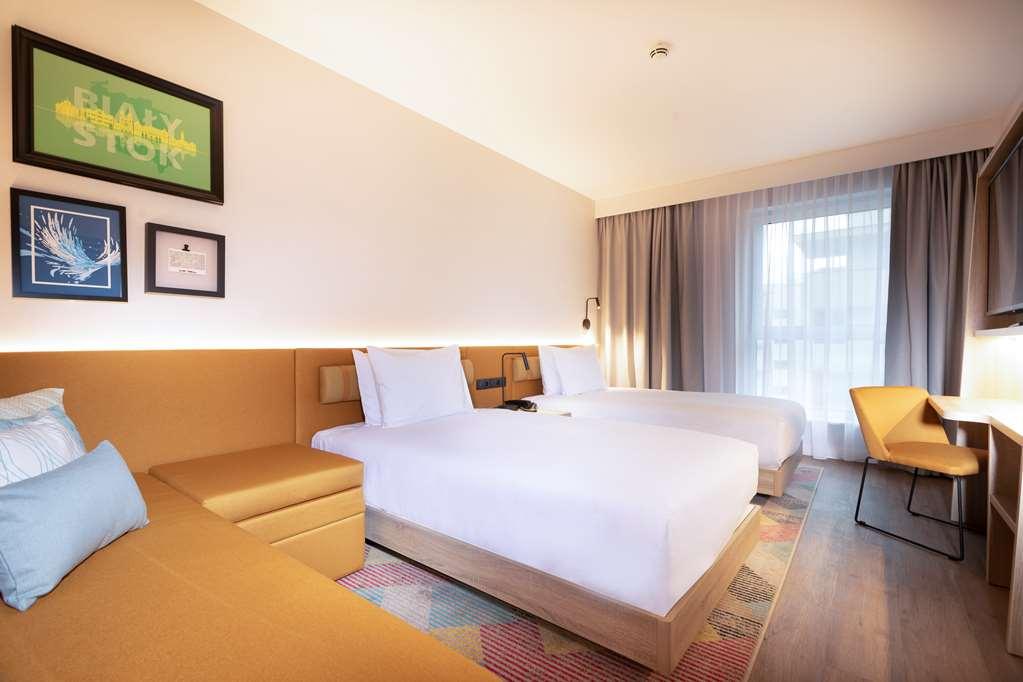 Отель Hampton By Hilton Белосток Номер фото